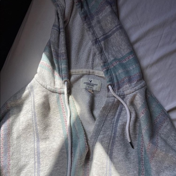 american eagle hoodie - Picture 5 of 6